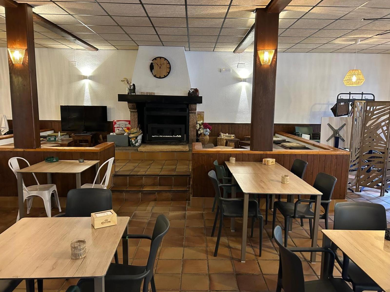 Hospederia Virgen De La Hoz Hotel Corduente Bagian luar foto