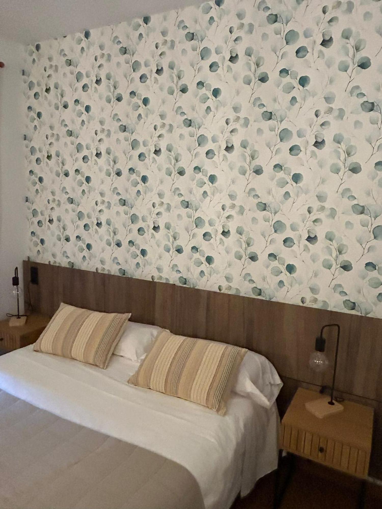 Hospederia Virgen De La Hoz Hotel Corduente Bagian luar foto